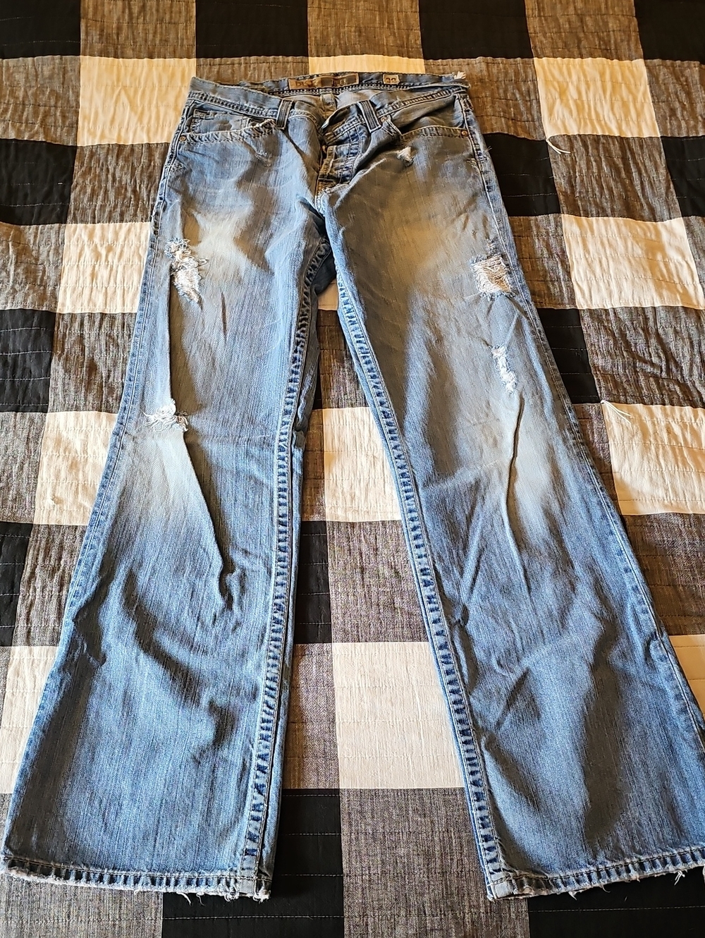 Light Blue Distressed Men’s Jeans